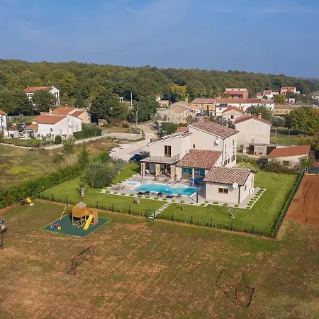 Mattuzzi Casa de Férias Pula