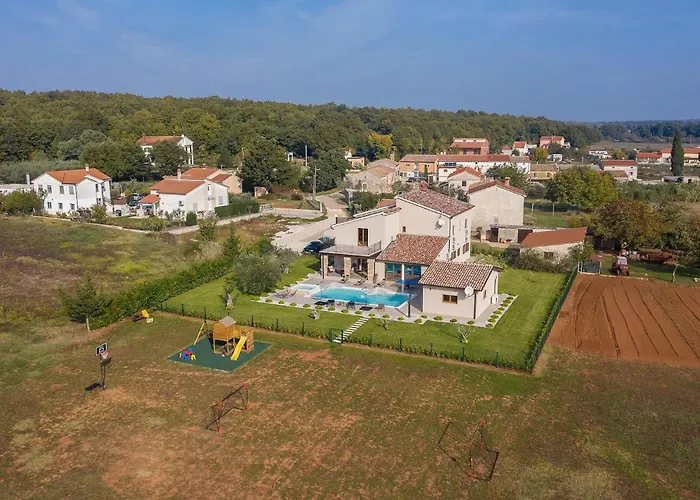 Mattuzzi 펜션 풀라