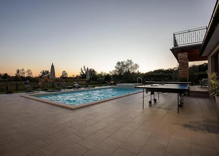 Mattuzzi 펜션 풀라